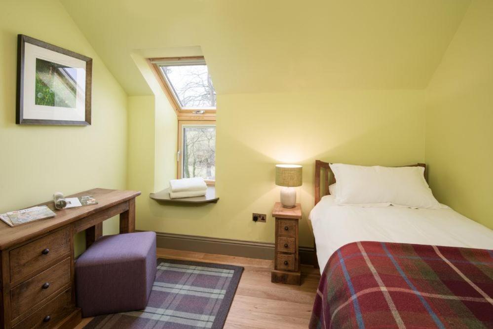 Villa Dignity Galashiels Esterno foto