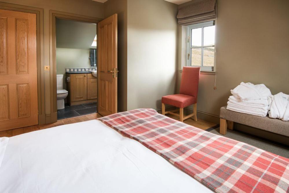Villa Dignity Galashiels Esterno foto