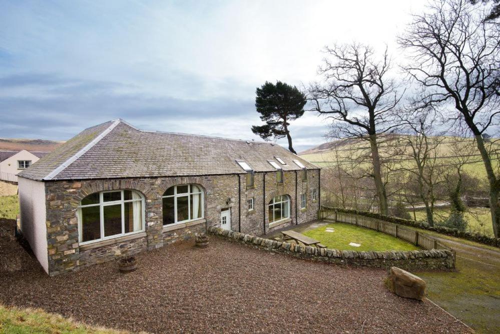 Villa Dignity Galashiels Esterno foto